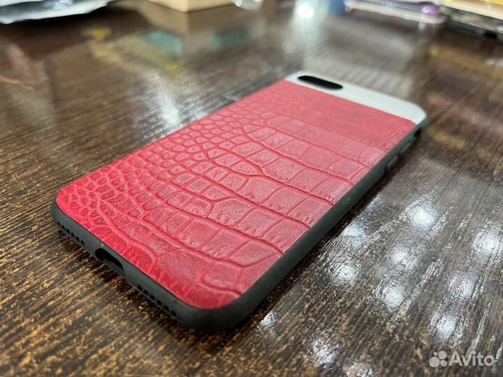 Чехлы на телефон iPhone 7/8/se