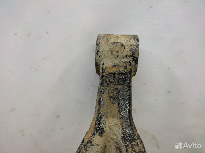 Кулак поворотный передний правый Kia Optima 4