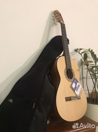 Гитара Yamaha c40m