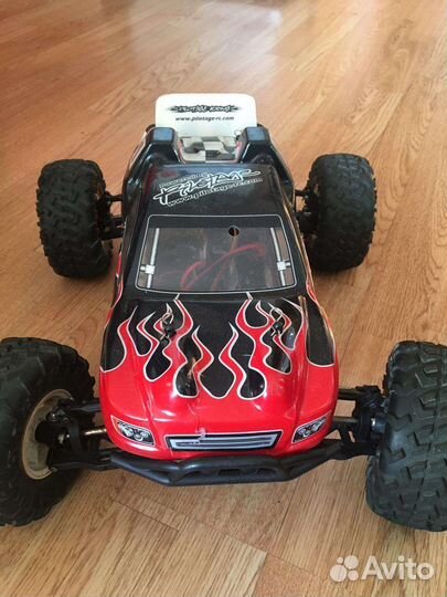 Радиоуправляемая модель трагги