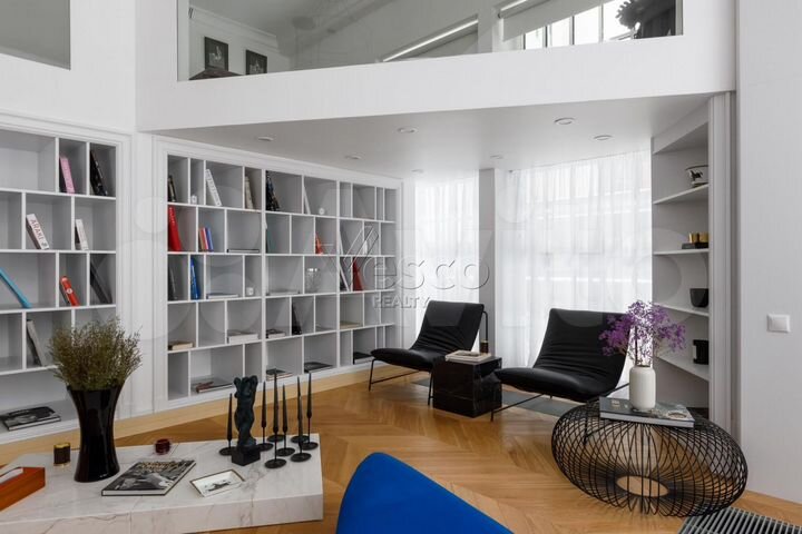 7-к. квартира, 310 м², 2/14 эт.