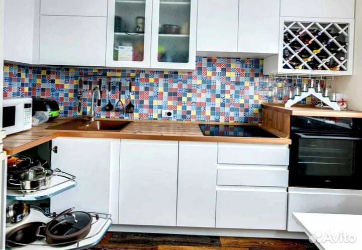 Кухонный гарнитур из массива