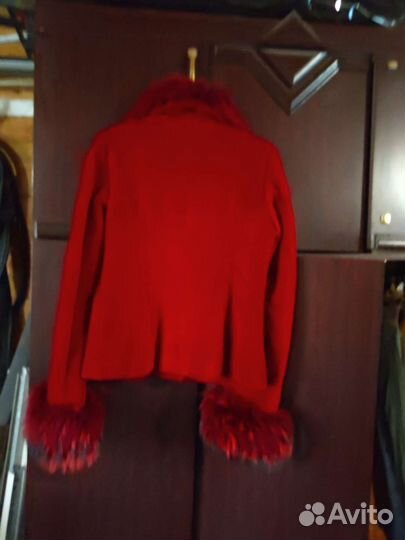 Куртка, пиджак с мехом енота