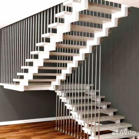 Лестница прямая на металлокаркасе