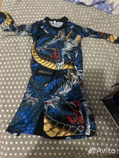 Продам костюм для sport