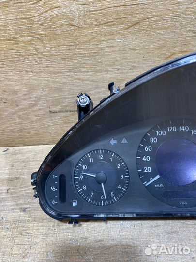 Панель приборов Mercedes W211 дизель 112614