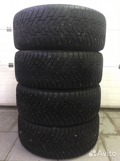 Nokian Tyres Hakkapeliitta 8 SUV 285/60 R18