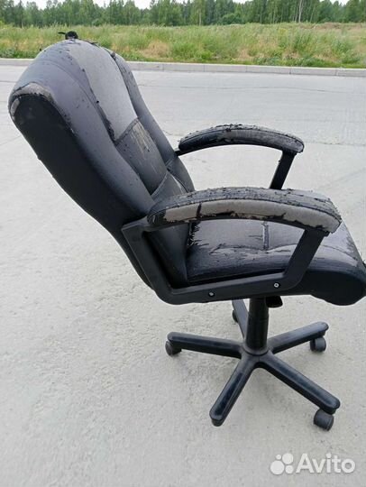 Компьютерное кресло