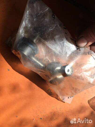 Запчасти Nissan