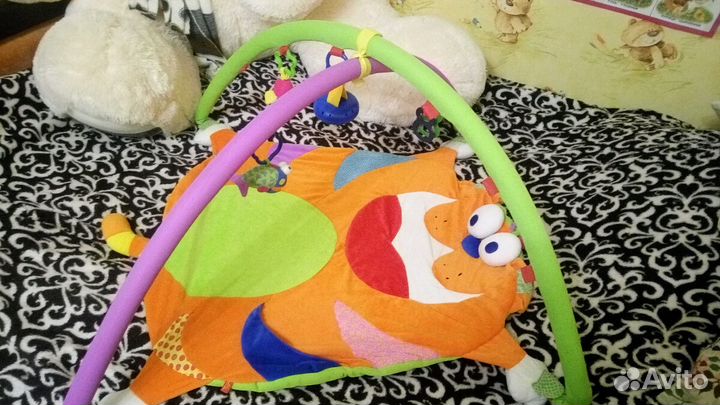 Развивающий коврик