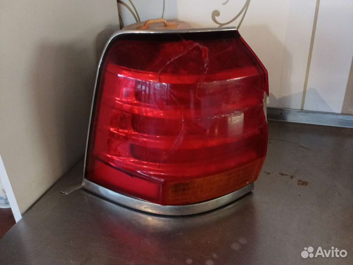 Задний фонарь Lexus 570 LX