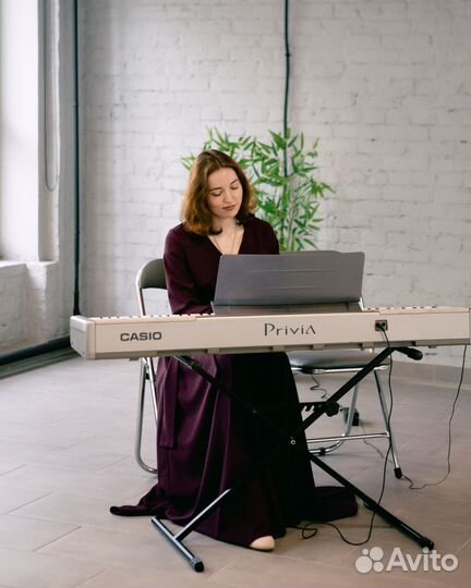 Педагог фортепиано, вокала, сольфеджио