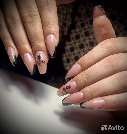 Маникюр,наращивание ногтей
