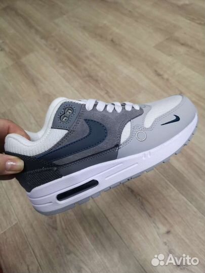 Кроссовки nike air max весна