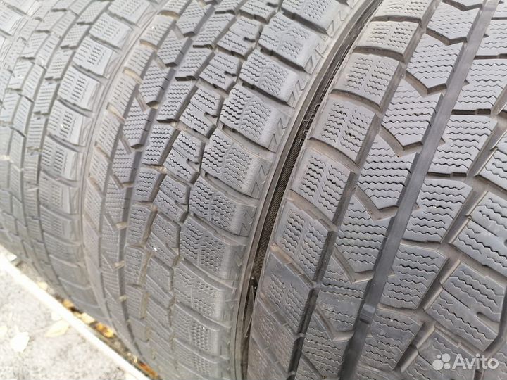 Dunlop Winter Maxx WM02 215/45 R17