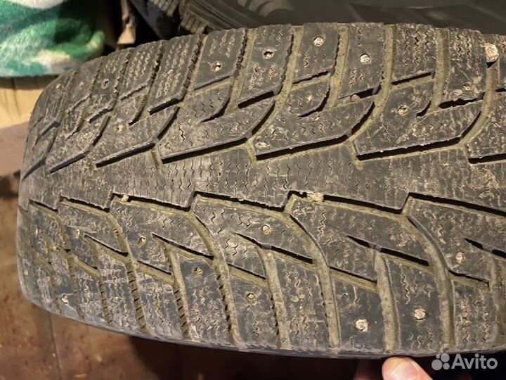 Hankook Winter I'Pike 215/65 R16 98