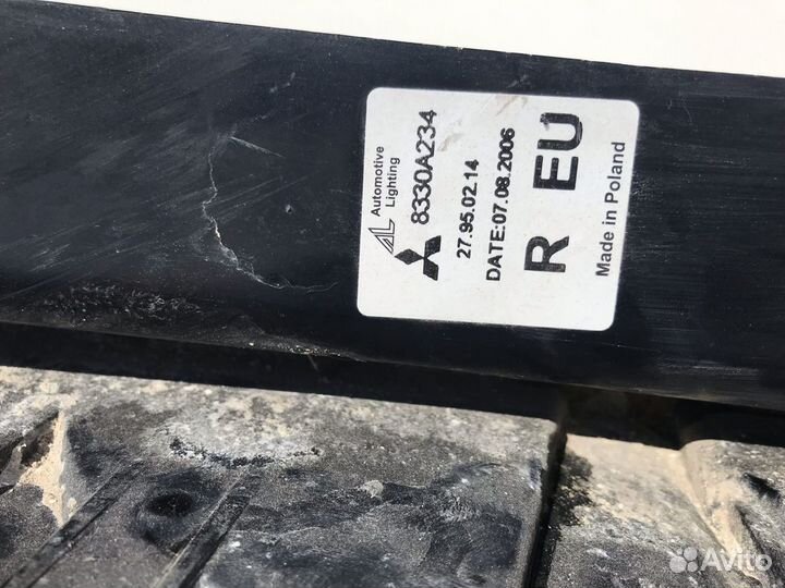 Фонари задние Mitsubishi Colt