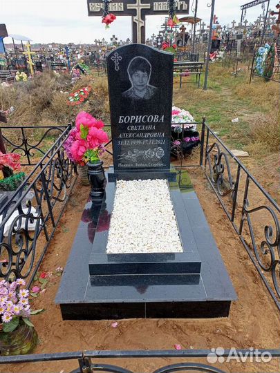 Памятники из натурального камня гранита и мрамора