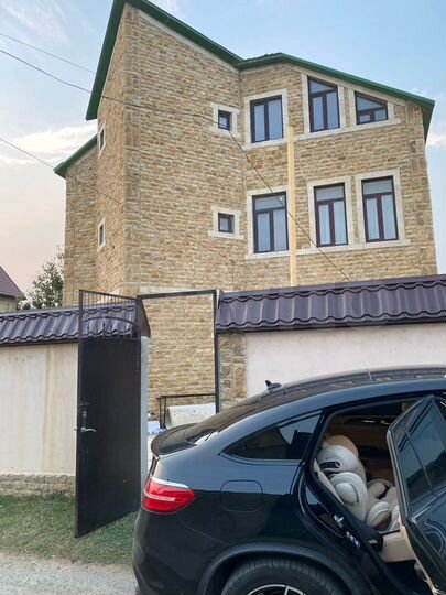 Дом 510 м² на участке 7 сот.