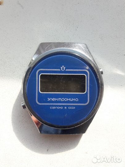 Часы Электроника