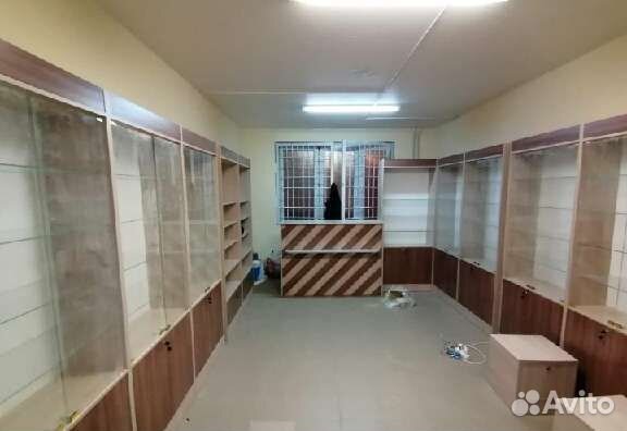 Витрины Стеллажи Ресепшен для магазинов под заказ