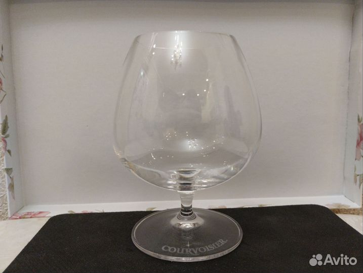 Бокалы для коньяка Courvoisier
