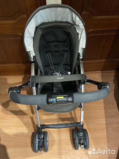 Прогулочная коляска Combi Umbretta 4CAS