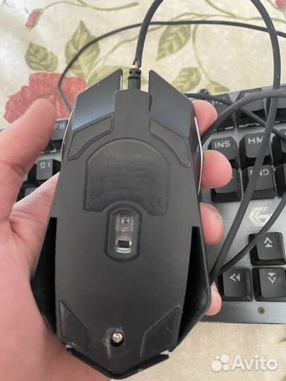 Игровая клавиатура и мышь