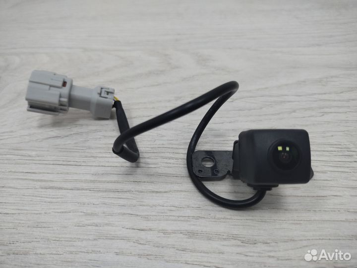Задняя камера Hyundai Santa Fe 2012-2017
