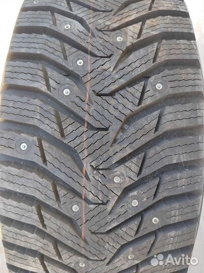 R16 Kumho 975 205/65, PCD 5x118 DIA 56.1