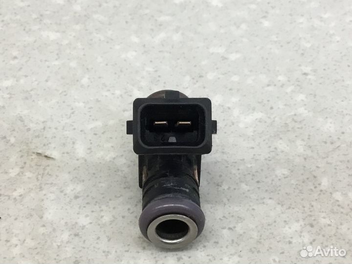 Форсунка инжекторная электрическая Renault Duster