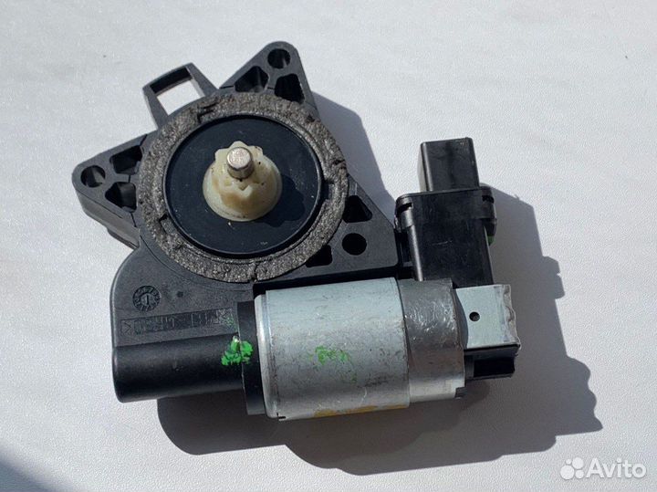 Мотор стеклоподъемника передний правый Мазда cx-7