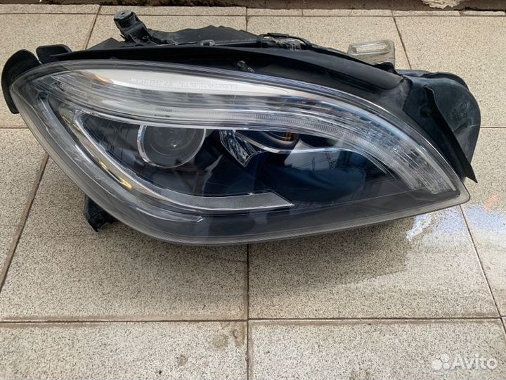 Фара правая Mercedes-Benz Ml W166 M157 2013