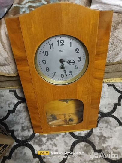 Часы настенные с маятником СССР