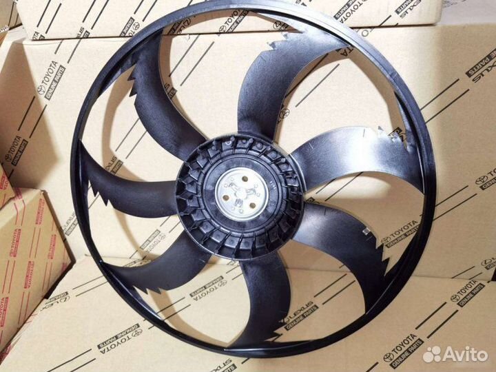 Вентилятор Toyota Camry 70