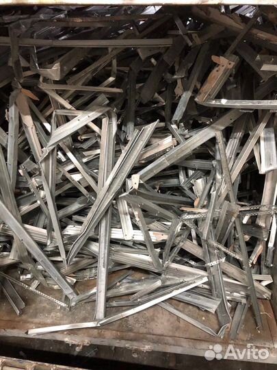 Демонтажные работы и вывоз мусора