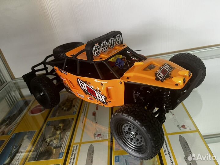 Радиоуправляемый трагги Carisma GT10DT 4WD RTR