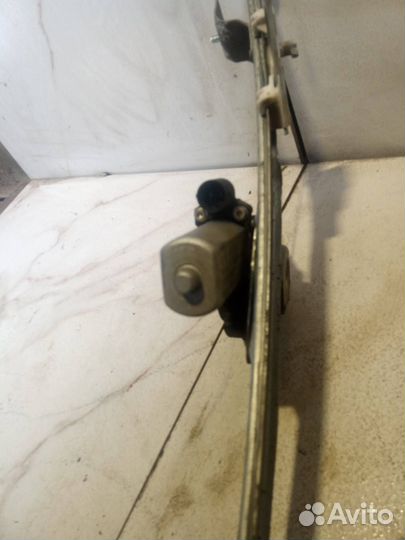 Стеклоподъемник электрический левый передний перед