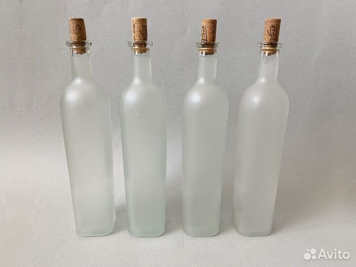 Стеклянные прозрачные винные бутылки для вина