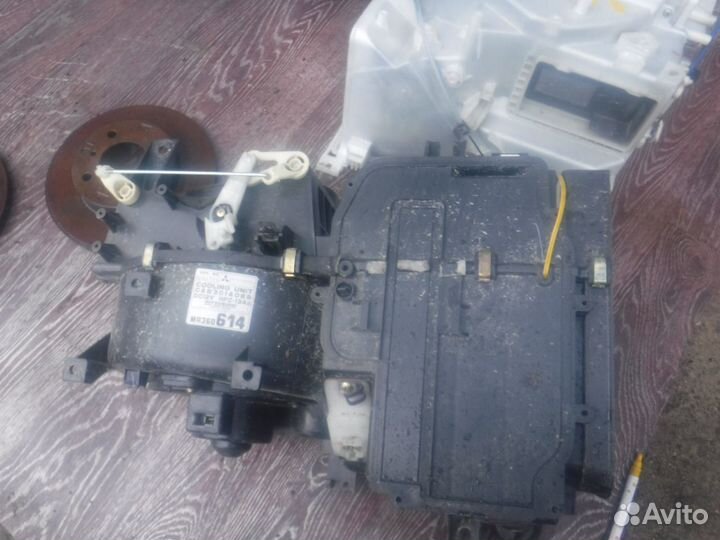 Корпус отопителя Mitsubishi Lancer 8 1992-2000