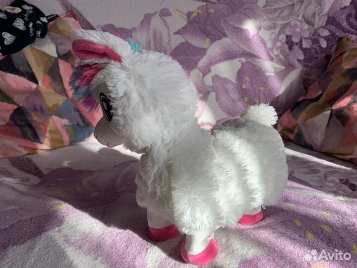 Игрушка музыкальная Лама