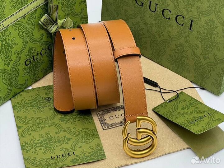 Женский кожаный ремень Gucci