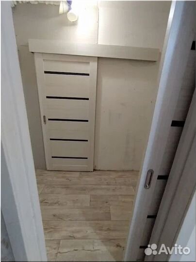 Дверь межкомнатная со стеклом