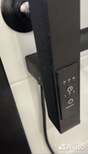 Электрический полотенцесушитель Laris Феличия чкч П6 400/600 правый