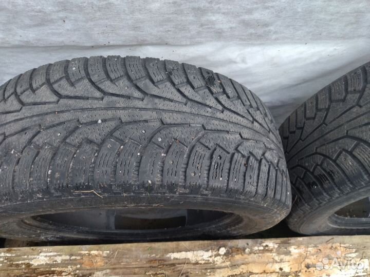 Резина 4 шины, цена за все, можно по 1 шт