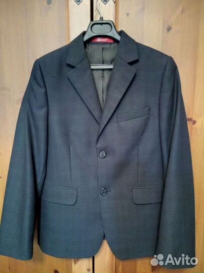 Костюм (пиджак, жилет, брюки)