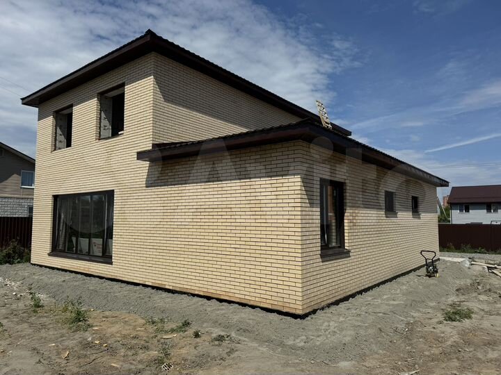 Коттедж 172,5 м² на участке 6 сот.