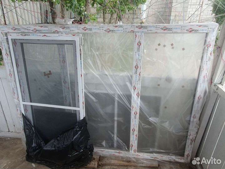 Окно пластиковое новое 1.8 на 1.3