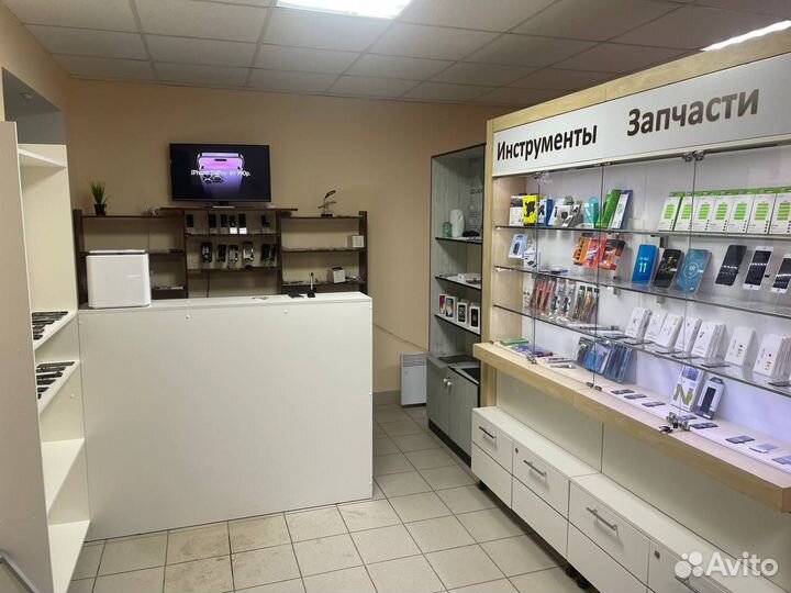iPhone 8, 64 ГБ
