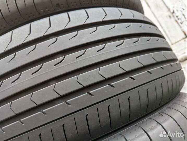 Yokohama BluEarth RV-03 225/55 R18